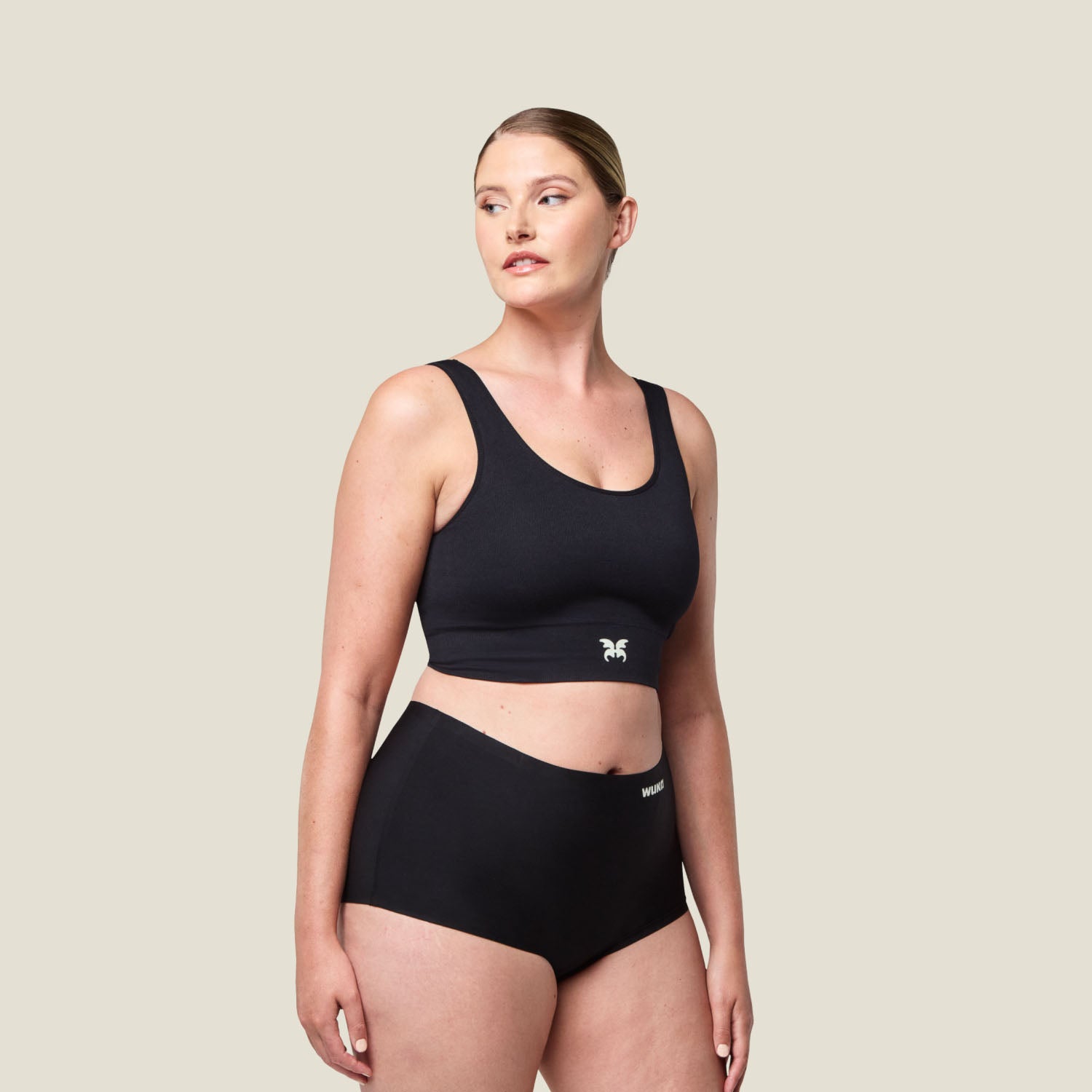 WUKA Stretch Boxer Short period pants in black, heavy flow